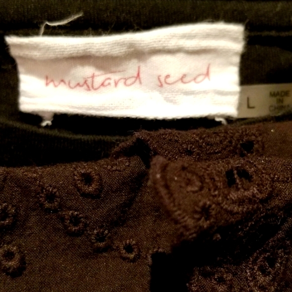 Mustard Seed Black 100% Cotton Eyelet Puffy Layered Sleeve Crop Top - Picture 7 of 10